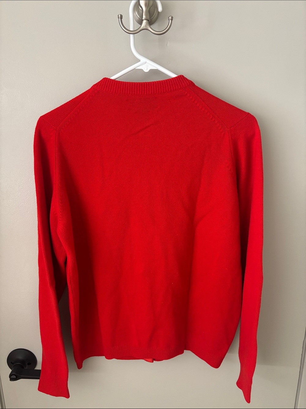 Ballantyne Cashmere Vibrant Red Button-Front Crewneck Cardigan - Picture 4 of 7